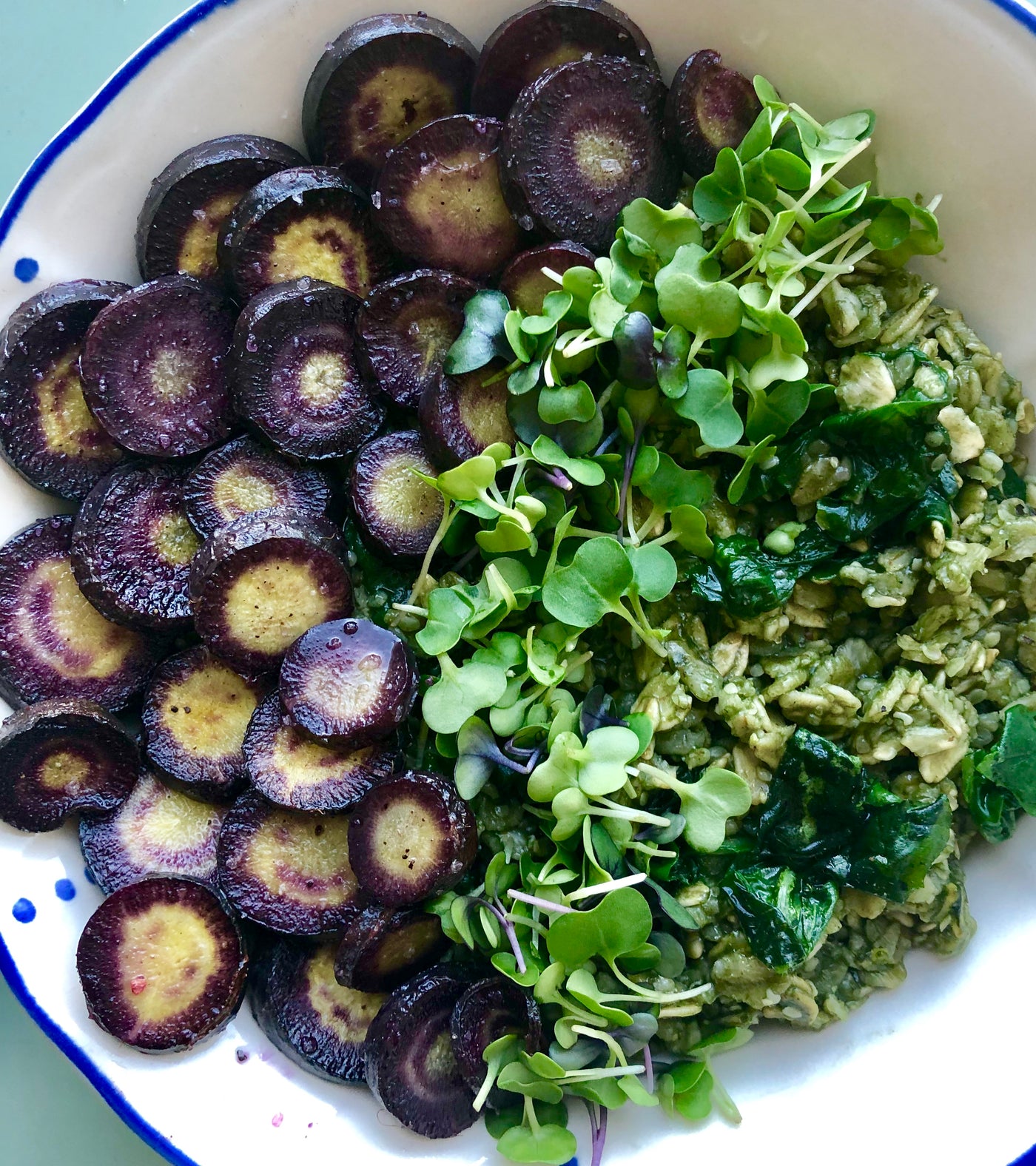 Savory Spirulina and Kale Oatmeal